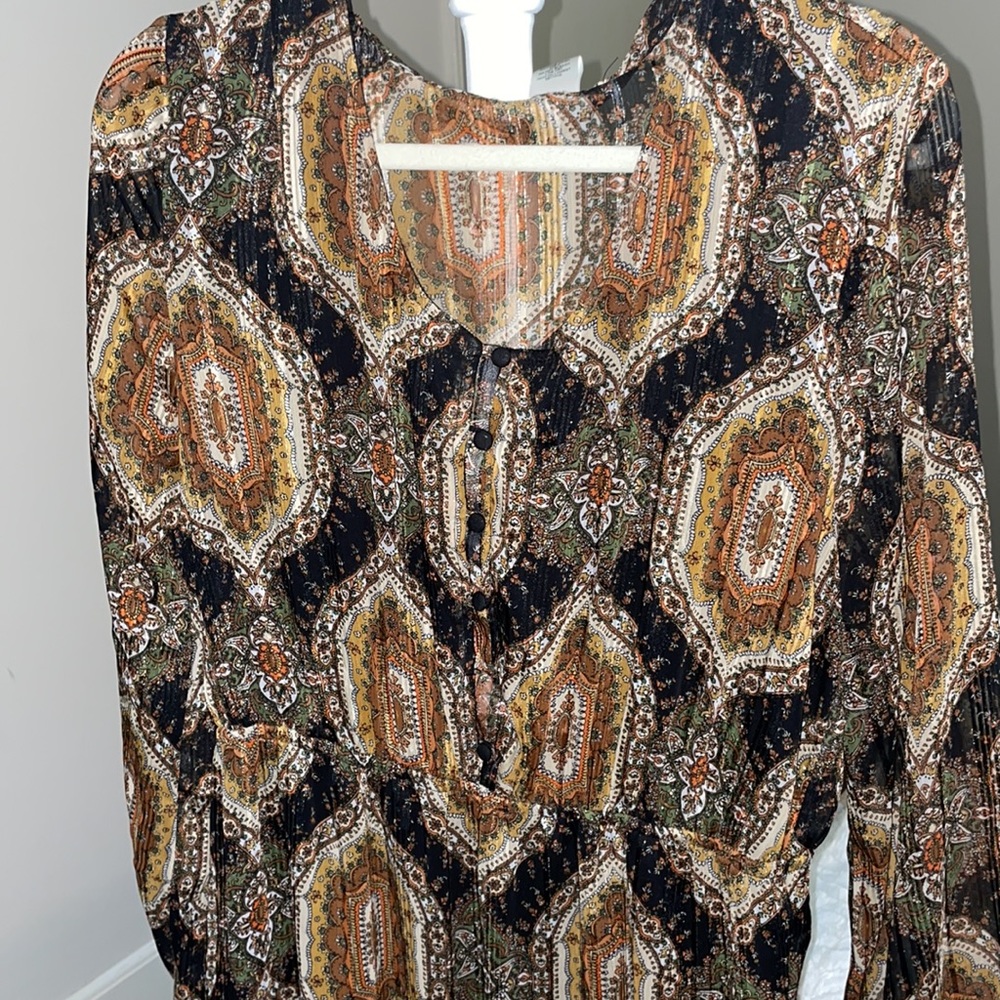 Dress - Picture 2 of 3